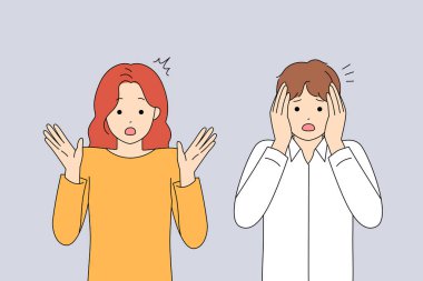 Şaşırmış meslektaşlar beklenmedik haberlere, pazarlama analistine ellerini kaldırarak ve müteahhitin yüzünü, düz çizgi filmini göstererek tepki veriyorlar.