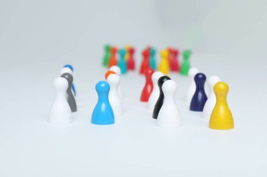 Çeşitlilik, Eklenti ve Eşitlik kavramı, metin için boşluk