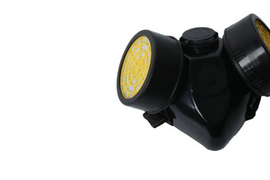 beyaz zemin üzerine siyah gaz maskesi.