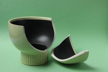 Kırık vazo renk arkaplanı