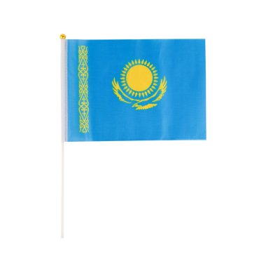 Beyaz arka planda Kazakistan bayrağı izole edilmiştir..