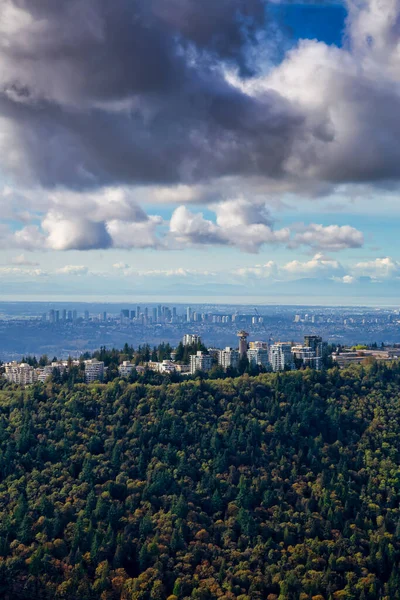 Aerial view of Burnaby Mountain during a vibrant morning — Stock Photo, Image