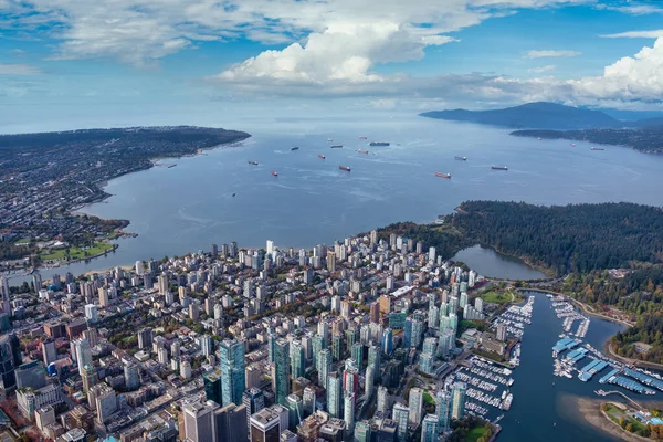 Вид с воздуха на город Ванкувер — стоковое фото