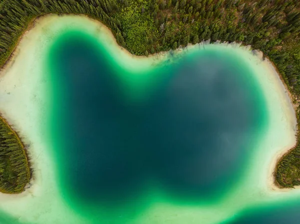 Letecký pohled na kanadskou přírodní krajinu — Stock fotografie