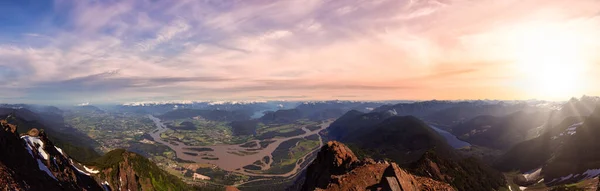 Panoramic View of Fraser Valley from top of Mountain, Cheam Peak — Stock Photo, Image