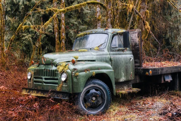 Antiguo camión abandonado Vintage — Foto de Stock