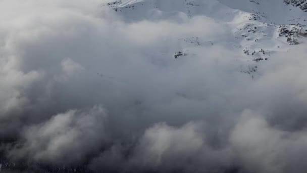 Whistler Dağı ve Kanada Doğa Manzarası 'nın Güzel Zaman Hızı Görünümü — Stok video