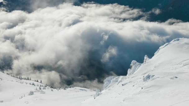 Hermosa vista panorámica de Black Tusk y paisaje natural canadiense — Vídeos de Stock