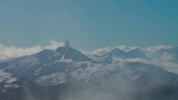 Hermosa vista panorámica de Black Tusk y paisaje natural canadiense — Vídeos de Stock