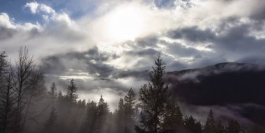 Kanada Dağ Manzarası Dramatik Doğa Panoramik Görünümü