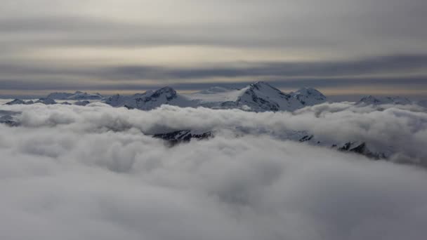 Όμορφη Time Lapse άποψη του Whistler Mountain και καναδικό τοπίο της φύσης — Αρχείο Βίντεο