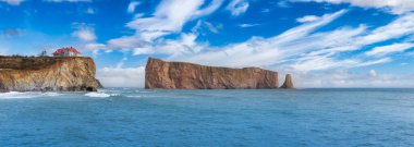 Doğu Sahili Atlantik Okyanusu 'ndaki Rocky Coastline' ın panoramik görüntüsü