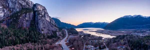 Aerial Panoramic view of Sea to Sky Highway with Chief Mountain — Stock Photo, Image