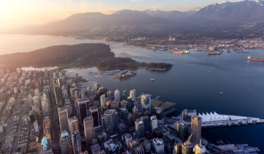 Vancouver Havaalanından Hava Görüntüsü Şehir Merkezi, British Columbia, Kanada