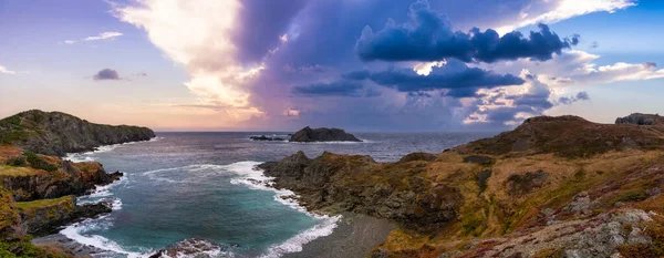 Landscape view of a rocky Atlantic Ocean Coast — Stock Photo, Image