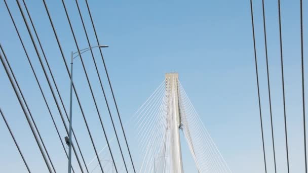 Dirigir na Trans-Canada Highway Across Port Mann Bridge — Vídeo de Stock