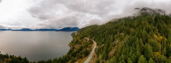 Aerial panoramic view of the Sea to Sky Highway — Stock Photo, Image