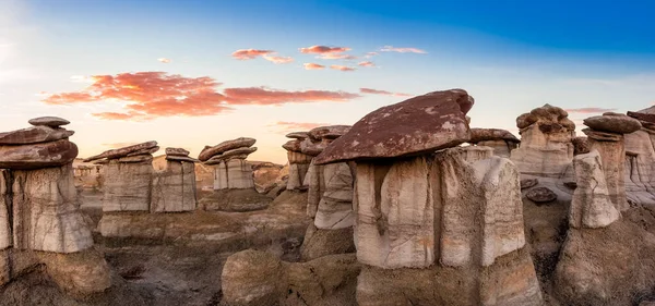 Vista panorámica del paisaje de formación rocosa única en el desierto de Nuevo México — Foto de Stock