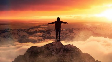 Gün batımında ya da gündoğumunda, arka planda güzel doğa olan bir uçurumun tepesindeki bir kadınla fantezi macera kompoziti. British Columbia, Kanada 'dan peyzaj. Kavram: Yürüyüş, Özgürlük, Yolculuk