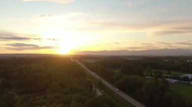 Fraser Vadisi 'ndeki Trans-Canada Otoyolu Hava Panoramik Manzarası