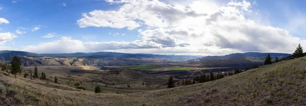 Vista panorâmica da montanha do deserto Paisagem natural canadense. — Fotografia de Stock