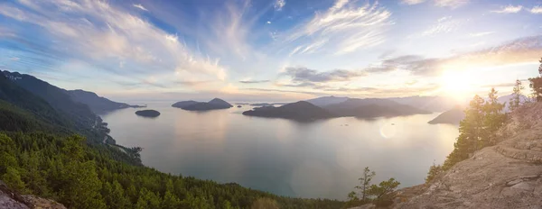 Tunnel Bluffs Hike, Howe Sound, a nord di Vancouver, Columbia Britannica, Canada — Foto Stock