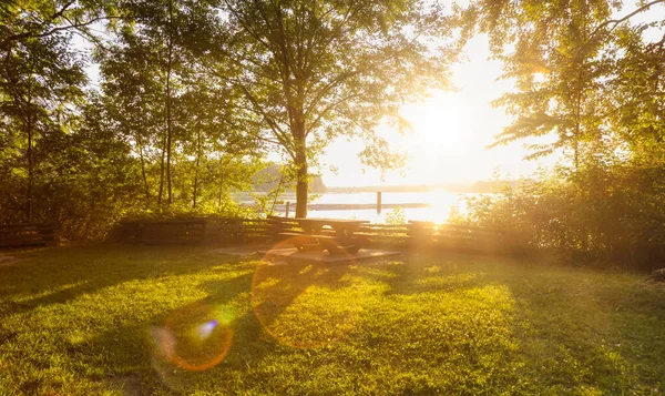 Robert Point durante el soleado atardecer de verano — Foto de Stock