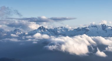 Kanada Dağ Manzarası Uçağı 'ndan Hava Görüntüsü