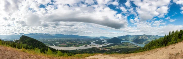 Panoramic View of Fraser Valley from top of the mountain. — Stock Photo, Image