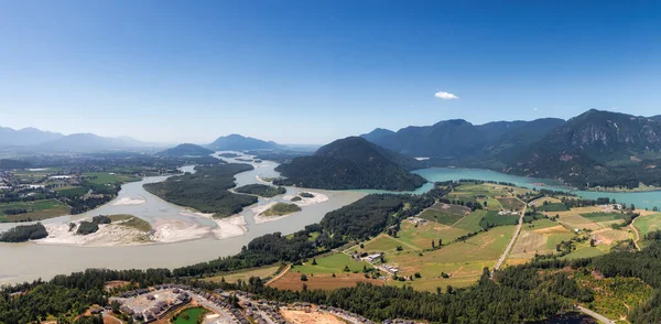 Fraser Vadisi 'nin dağın tepesinden panoramik manzarası. — Stok fotoğraf