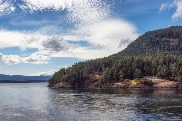 View of Beautiful Gulf Islands during a sunny day. — Stock Photo, Image