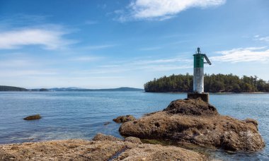 Pasifik Okyanusunun batı kıyısındaki Körfez Adaları