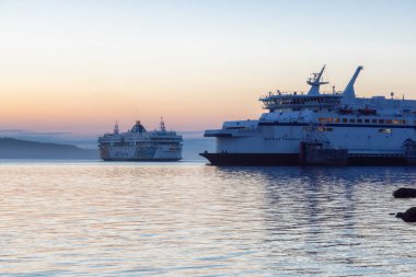 BC Feribot Swartz Körfezi Terminalinden ayrılıyor.