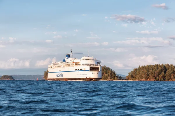 BC Ferries Σκάφος Φτάνοντας στον Αεροσταθμό στον κόλπο Swartz — Φωτογραφία Αρχείου