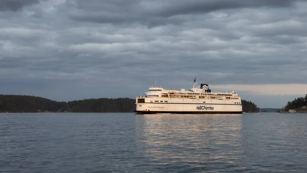 BC Ferries Σκάφος Φεύγοντας από τον Αεροσταθμό στον κόλπο Swartz — Φωτογραφία Αρχείου