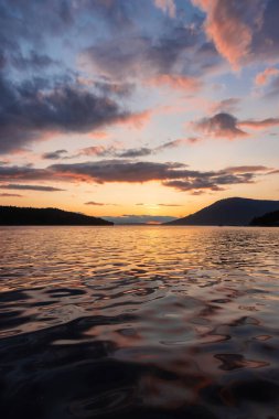 Batı kıyısındaki Körfez Adaları Kanada Doğa Manzarası