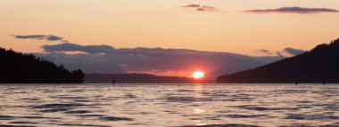 Batı kıyısındaki Körfez Adaları Kanada Doğa Manzarası