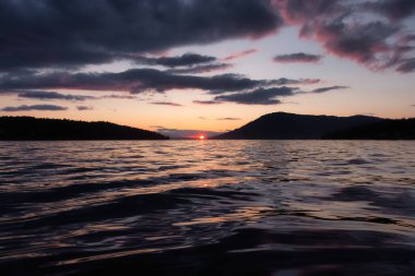 Batı kıyısındaki Körfez Adaları Kanada Doğa Manzarası
