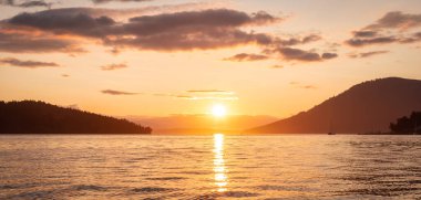 Batı kıyısındaki Körfez Adaları Kanada Doğa Manzarası