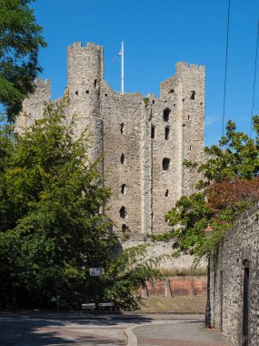 ROCHESTER, KENT, İngiltere - 13 Eylül 2019: Rochester Kalesi 'nin dış görünümü