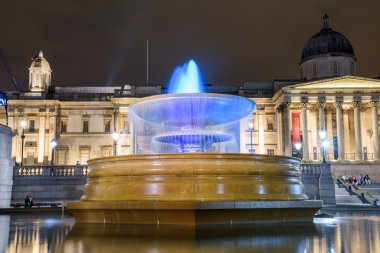 Işıklı çeşme ve Londra National Gallery