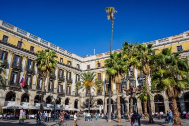 Barcelona'da Kral Meydanı