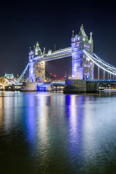 Tower Bridge w Londynie — Zdjęcie stockowe