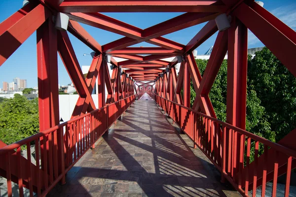 福塔莱萨的红色桥 — 图库照片
