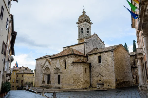Quirico Collegiate Εκκλησία των Αγίων και Giulitta — Φωτογραφία Αρχείου