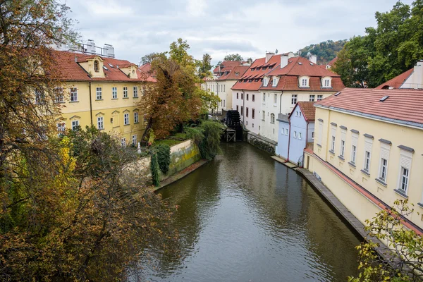 Του ποταμού Μολδάβα στην Πράγα — Φωτογραφία Αρχείου