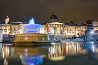 Işıklı çeşme ve Londra National Gallery