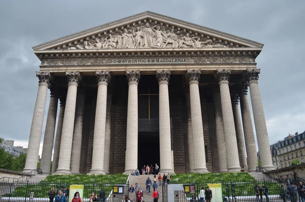 La Madeleine je římsko-katolická církev — Stock fotografie