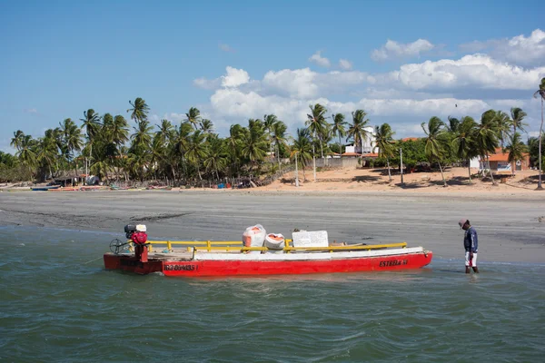 Barco na costa, Brasil — Fotografia de Stock