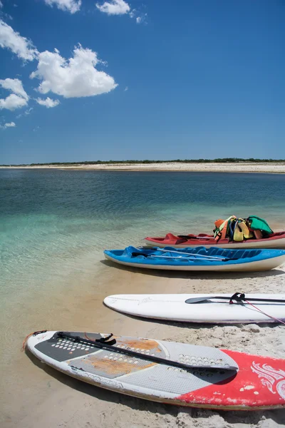 Bateaux à Jericoacoara plage au Brésil — Photo